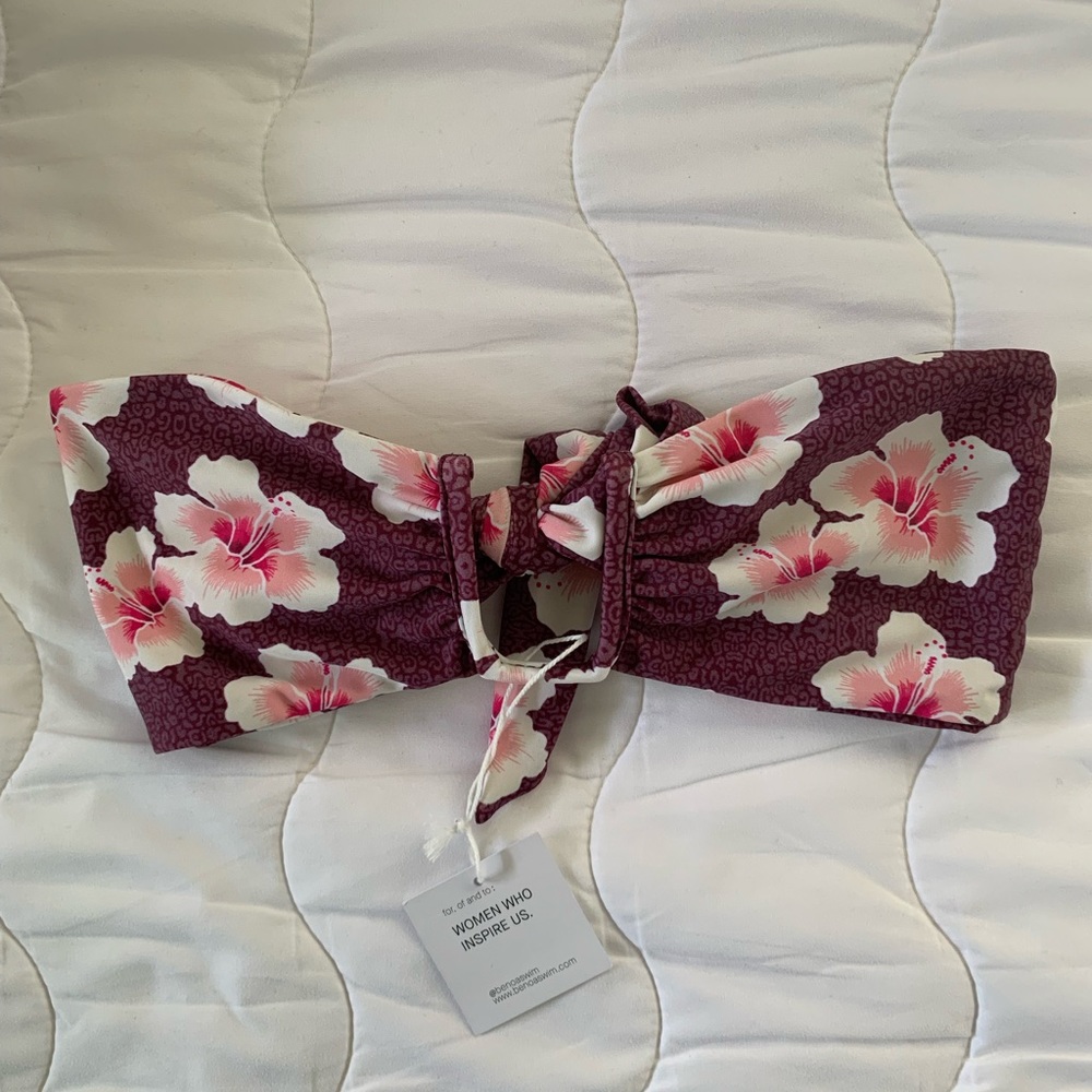 benoa lani queens top
